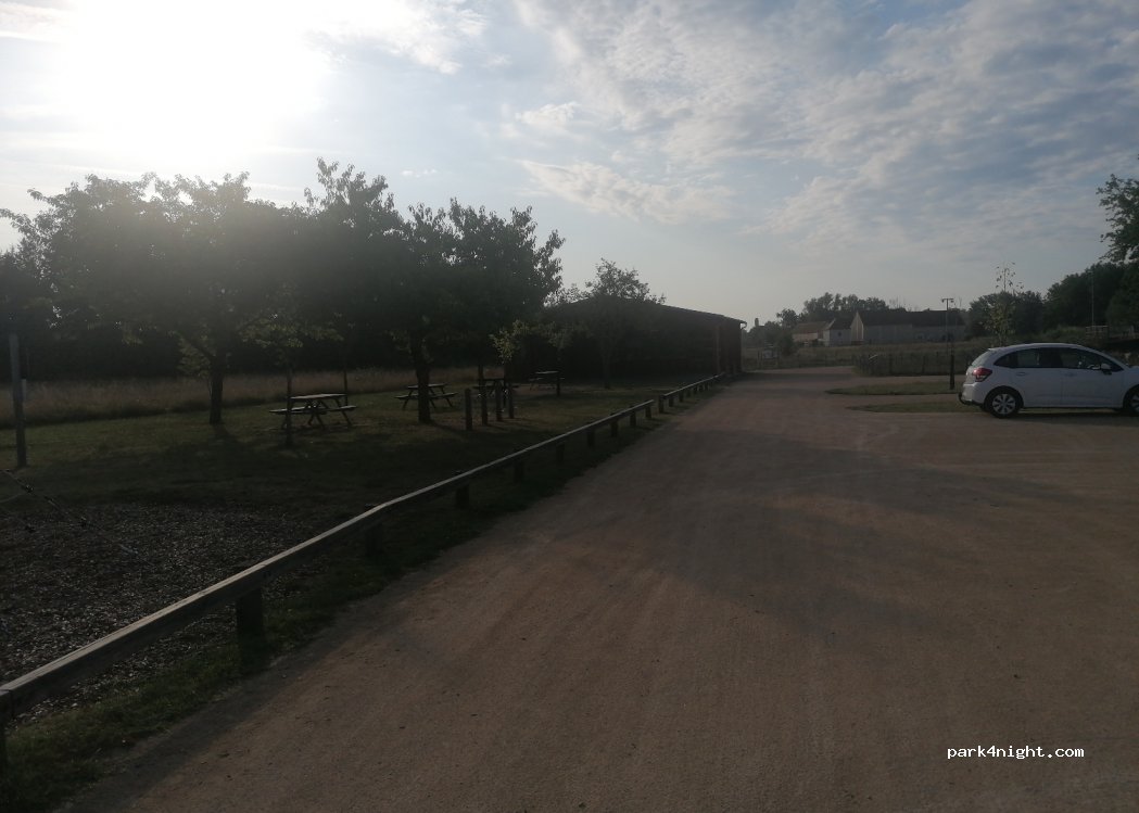 (37120) Assay - 47 Les Grands Prés — foto 3