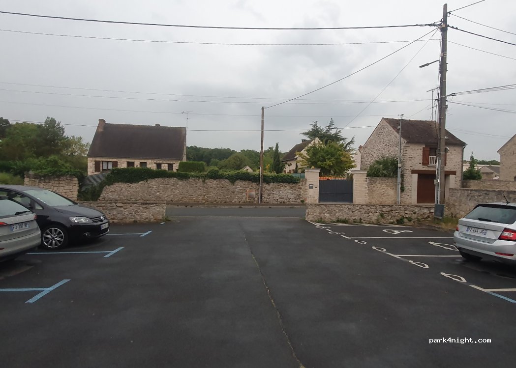(60520) Thiers-sur-Thève - 12 Rue du Gén de Gaulle — foto 3