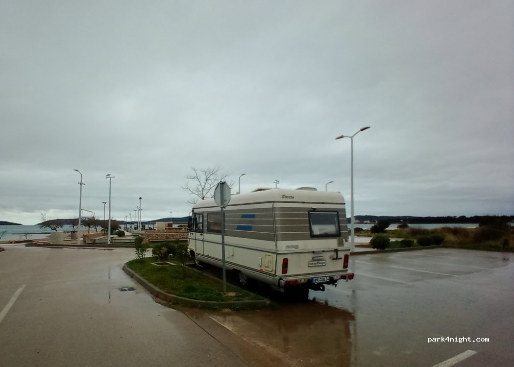 (22000) Šibenik - Unnamed Road — foto 4