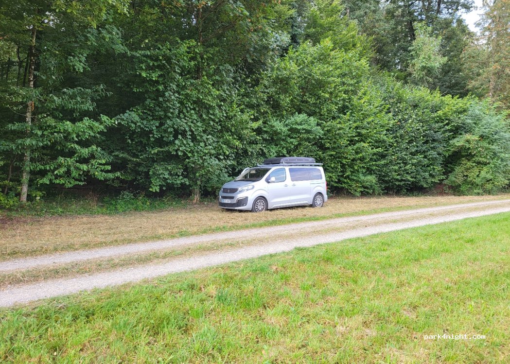 (8252) Schlatt bei Diessenhofen - — foto 3