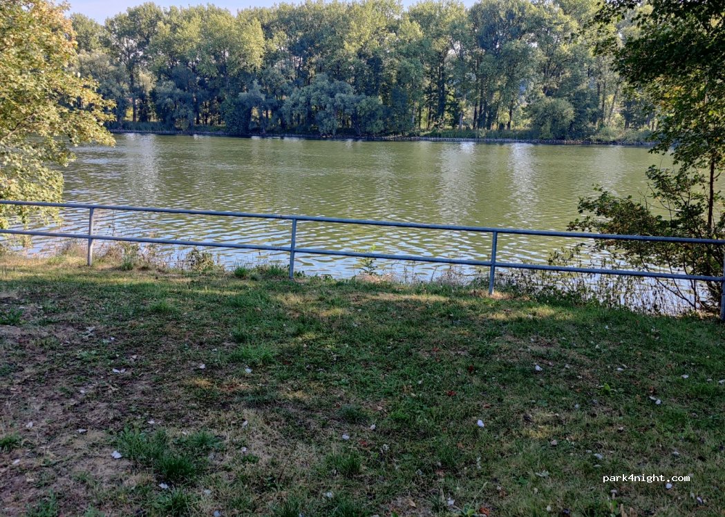 (94474) Vilshofen an der Donau - Regensburger Strasse — foto