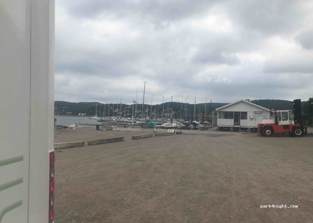 (459 30) Ljungskile - Strandvägen — foto 2