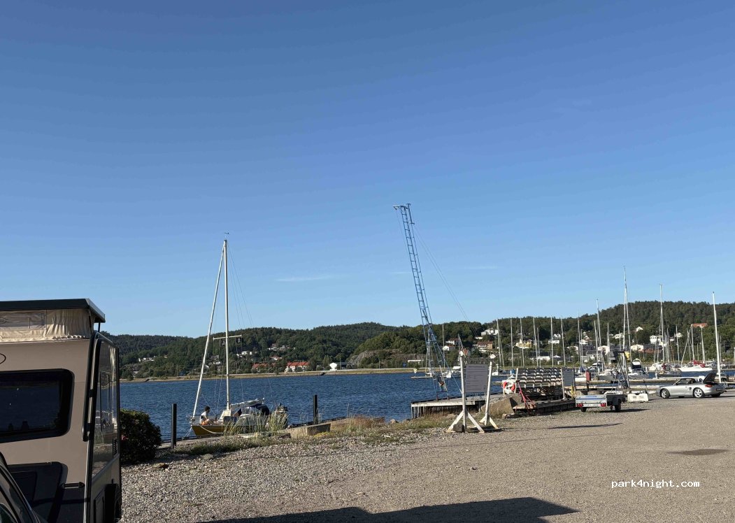 (459 30) Ljungskile - Strandvägen — foto 5