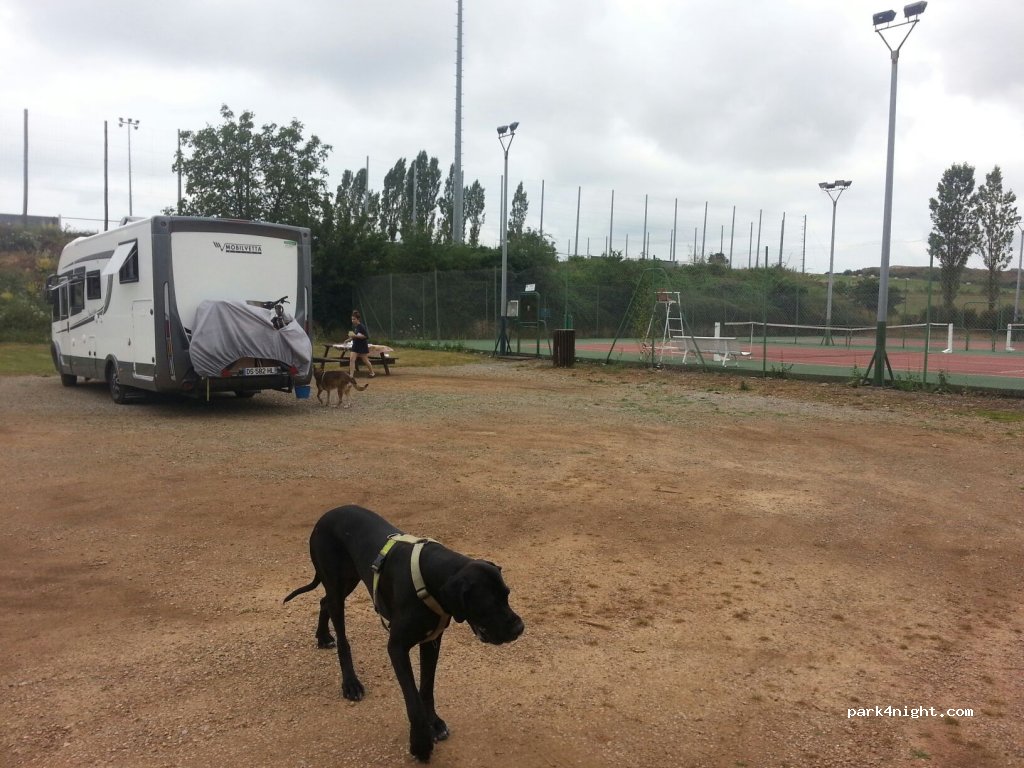 (12340) Bozouls - 34 Avenue de Combecrozes — foto