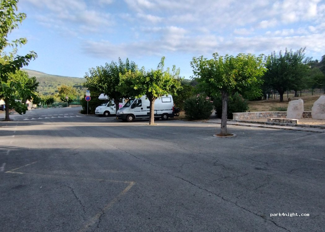 (83440) Fayence - Rue du Grand Jardin — foto 3