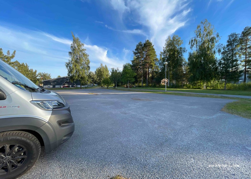 (914 31) Nordmaling - 11 Hamngatan — foto 3