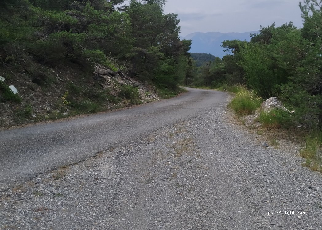 (05200) Saint-André-d'Embrun - — foto 2