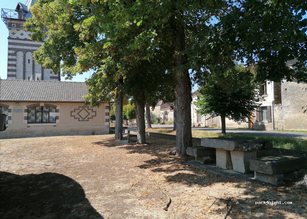 (10210) Pargues - 5 Route de Chaource — foto