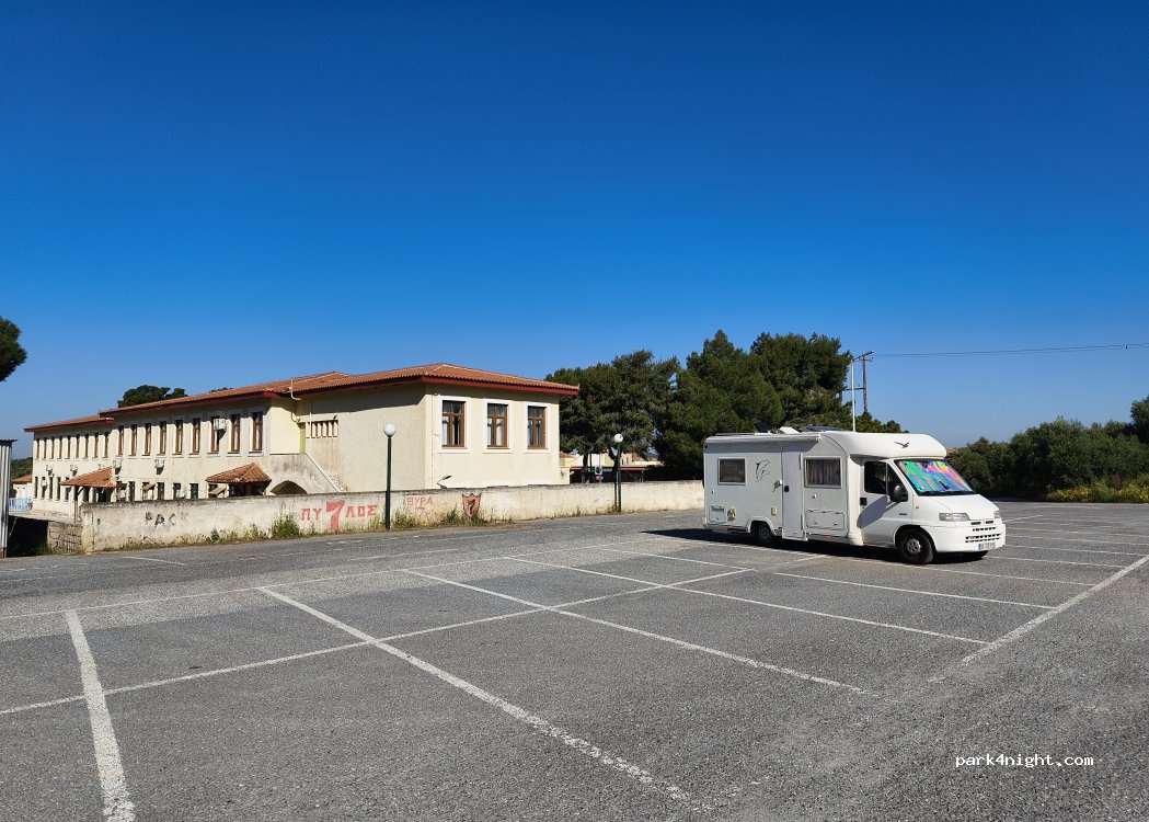 (240 01) Pilos - 51 Ethniki Odos Pilou Methonis — foto 2