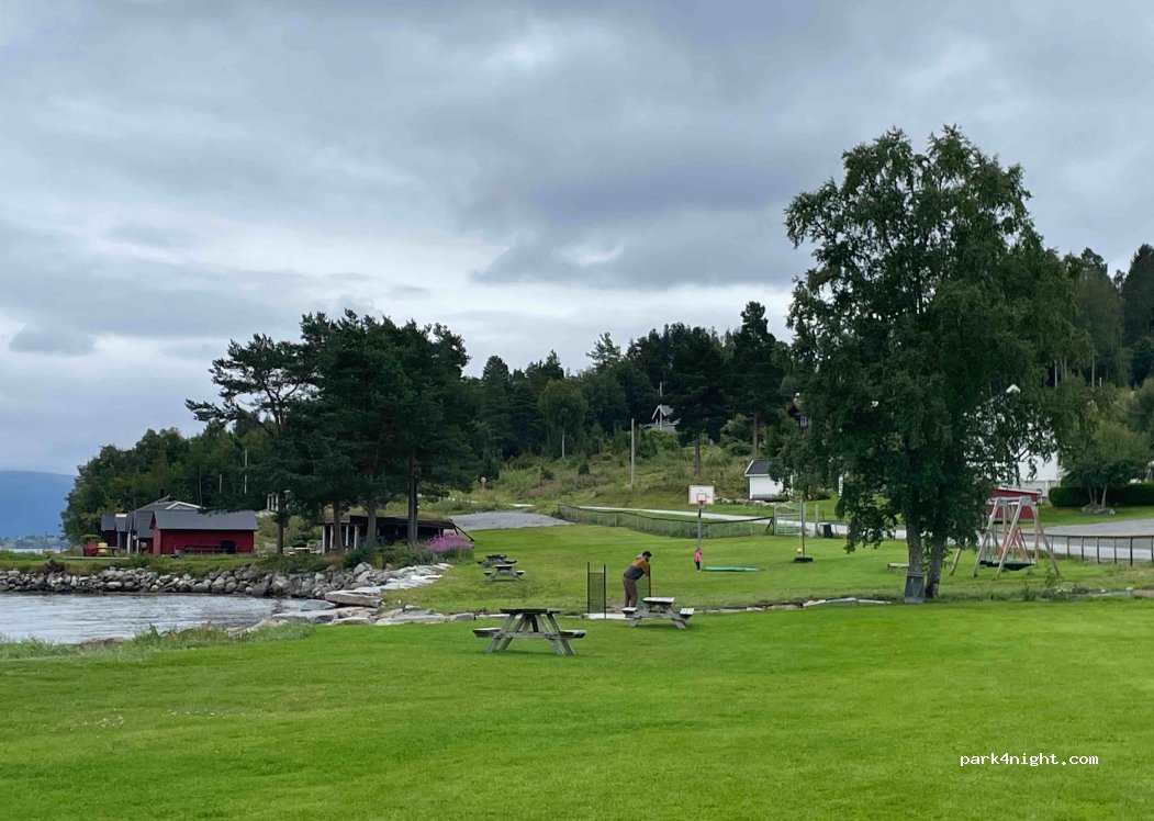 (6628) Tingvoll - 557 Sekundær Fylkesveg 302 — foto