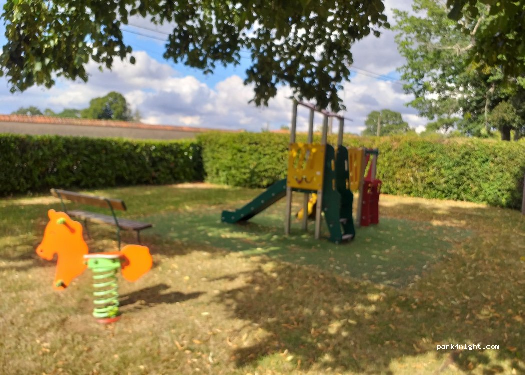 Camping municipal de Sainte-Sévère — foto 3