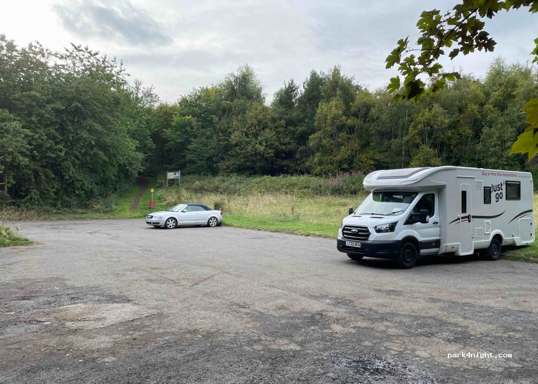 (EH53 0JS) Livingston - Unnamed road — foto