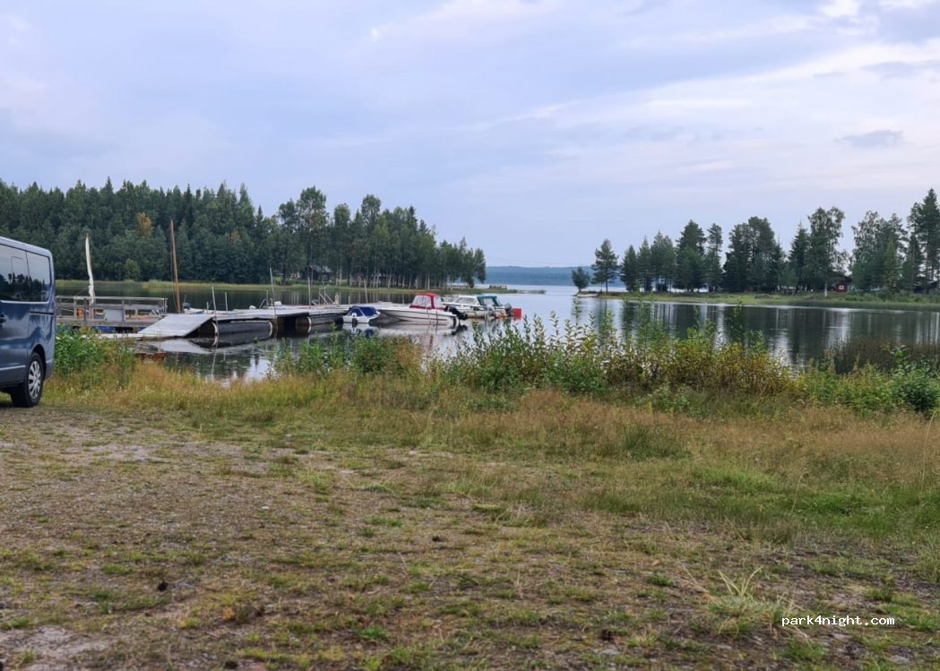 (945 91) Norrfjärden - Unnamed road — foto