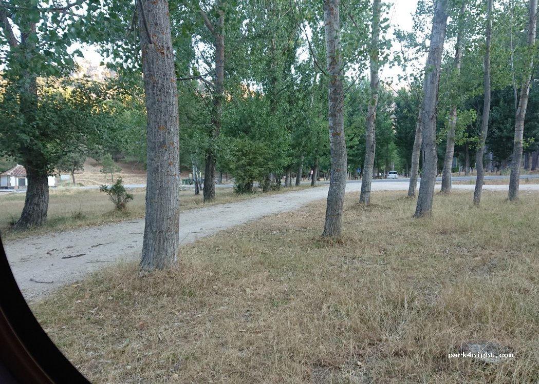 (18183) Huétor - Santillán - Unnamed Road — foto