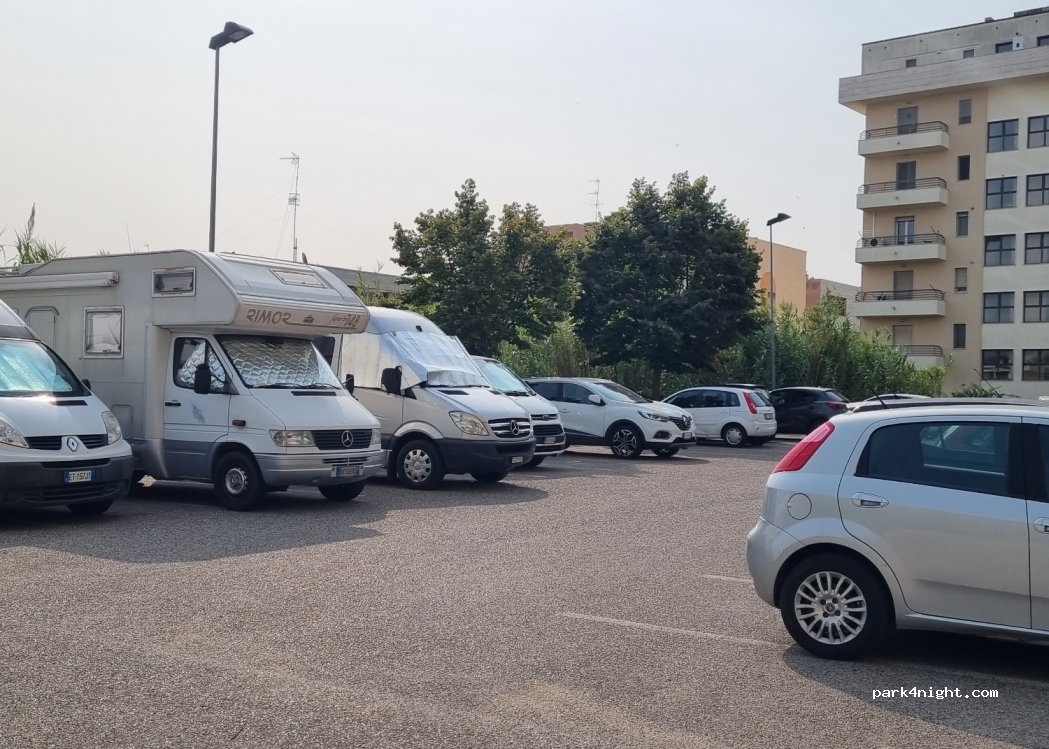 (75100) Matera - 10 Via Luigi Einaudi — foto 3
