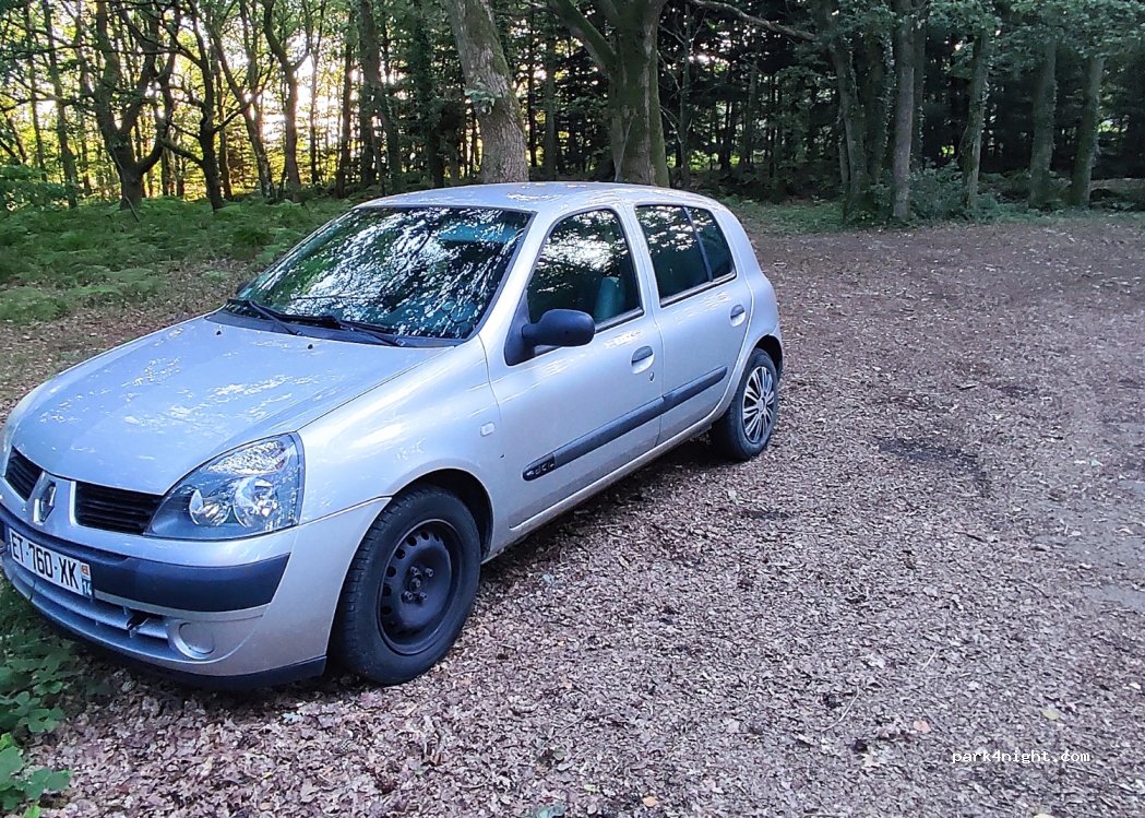 (61700) Domfront en Poiraie - — foto 4