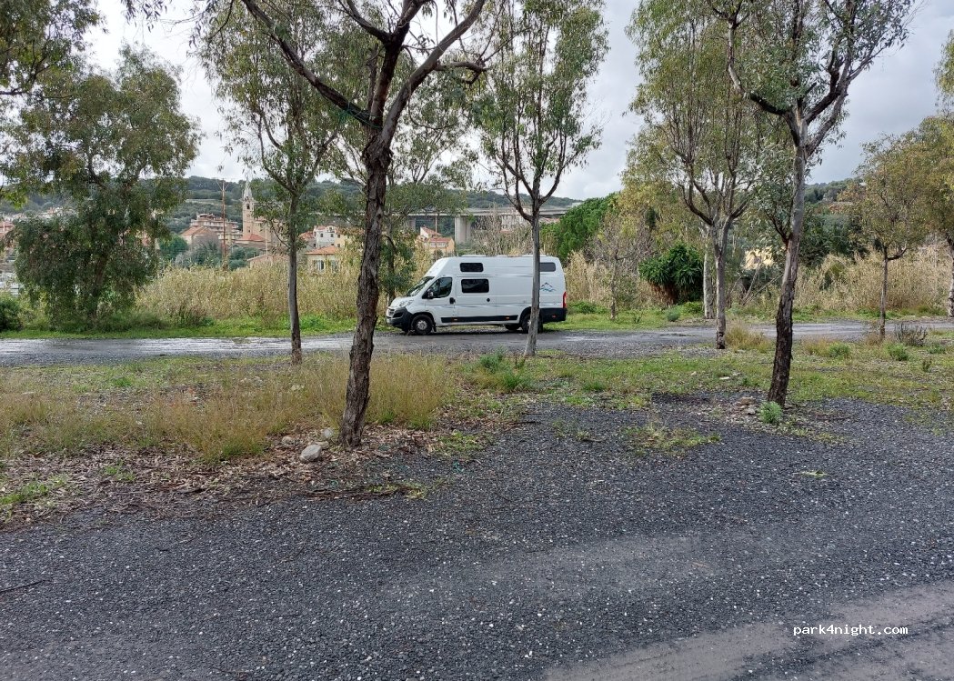 (18016) San Bartolomeo al Mare - Via Steria — foto 3