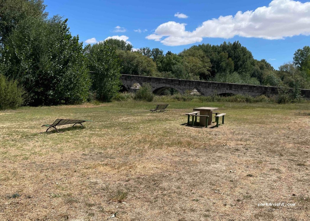(09108) Zarzosa de Río Pisuerga - 1 Calle Ventosa — foto