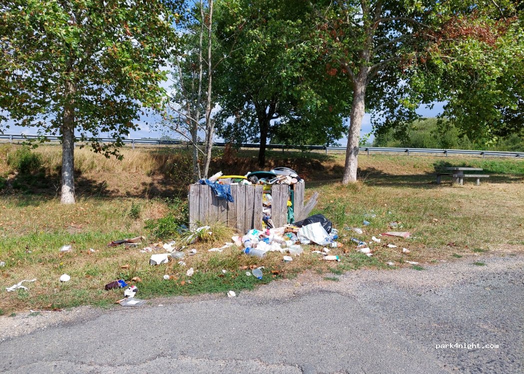 (17130) Courpignac - 9 La Bazile — foto
