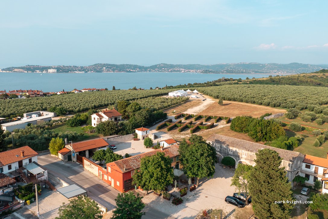 Monte Rosso Estate — foto