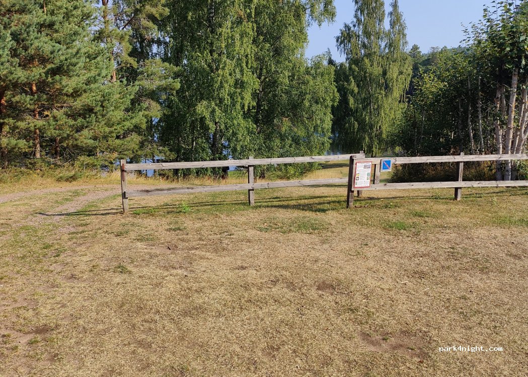 (570 63) Asby Socken - Unnamed Road — foto 2