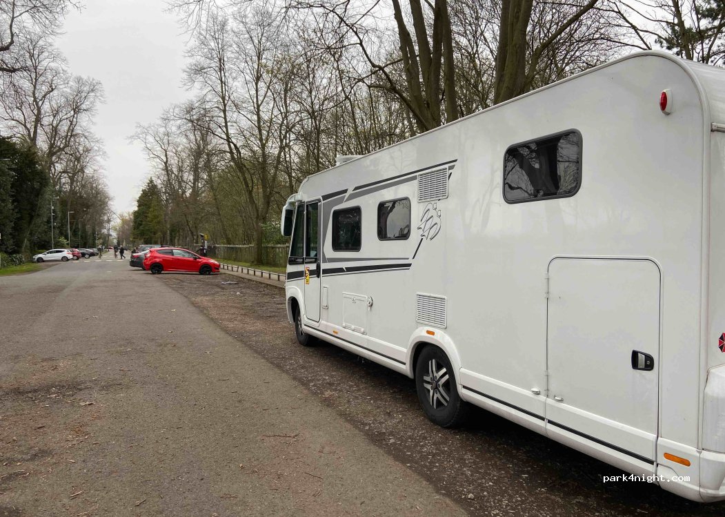 (B12 9QH) Birmingham - Queen's Ride — foto 4