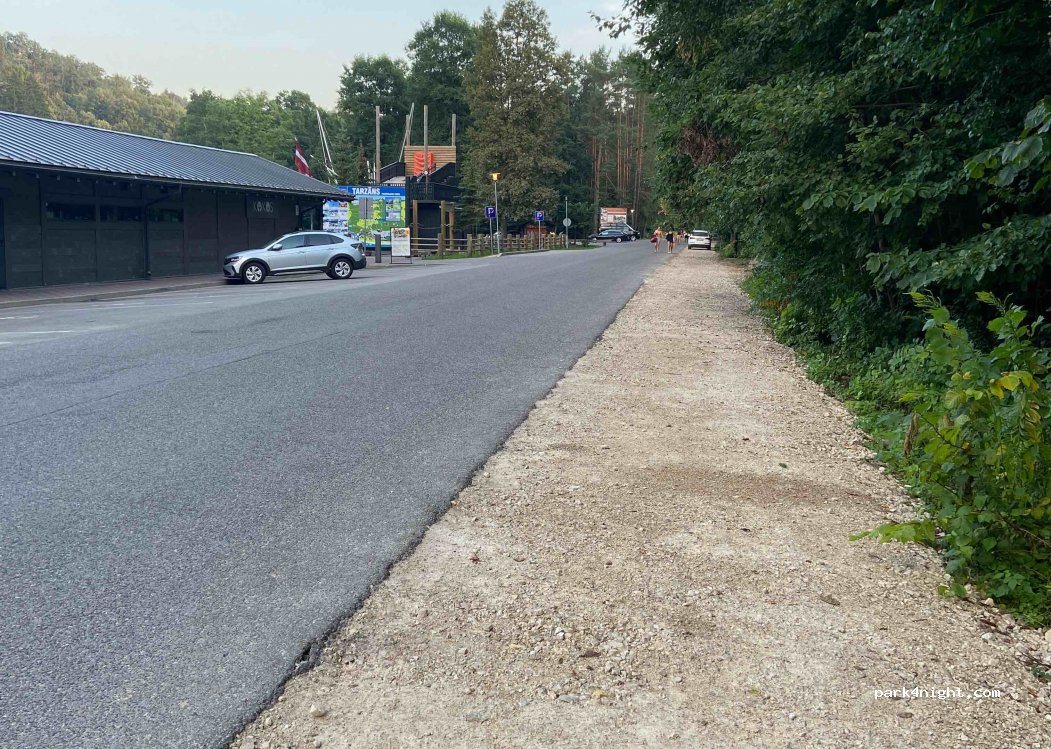 (2150) Sigulda - 3 Peldu iela — foto