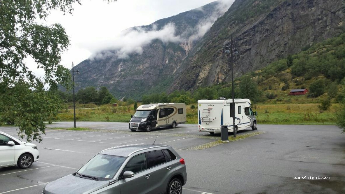 (6887)  - 11 Øyraplassen — foto 2