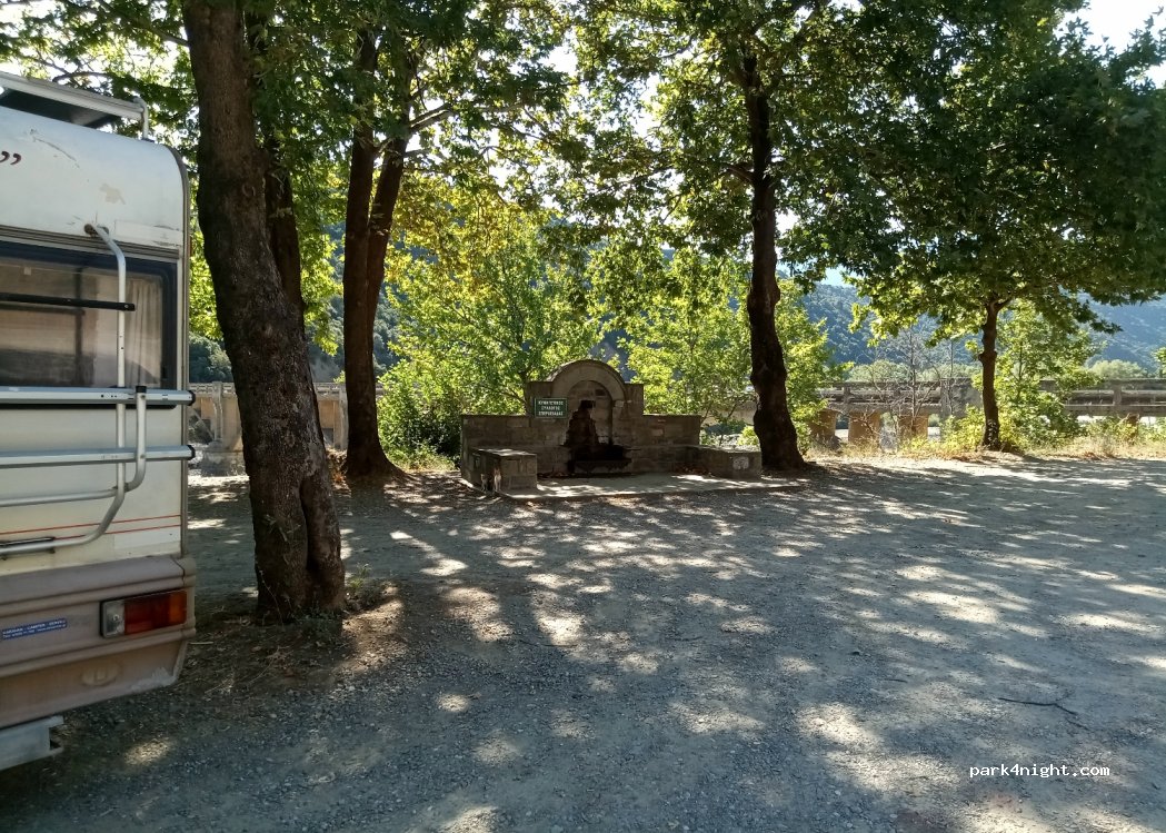 (350 16) Lamia - Eparchiaki Odos Makrakomis-Ipatis — foto