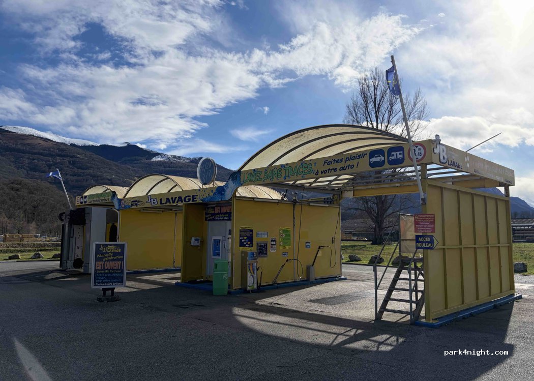 (65400) Argelès-Gazost - 47-49 Route du Stade — foto 3