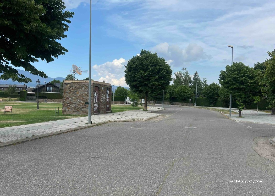 (17520) Puigcerdà - 16 Urbanització Deulofeu — foto 3