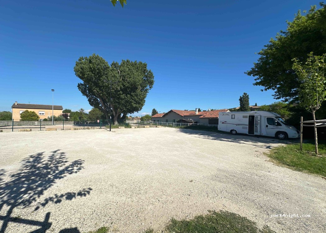 (84420) Piolenc - 370 Boulevard Frédéric Mistral — foto 3