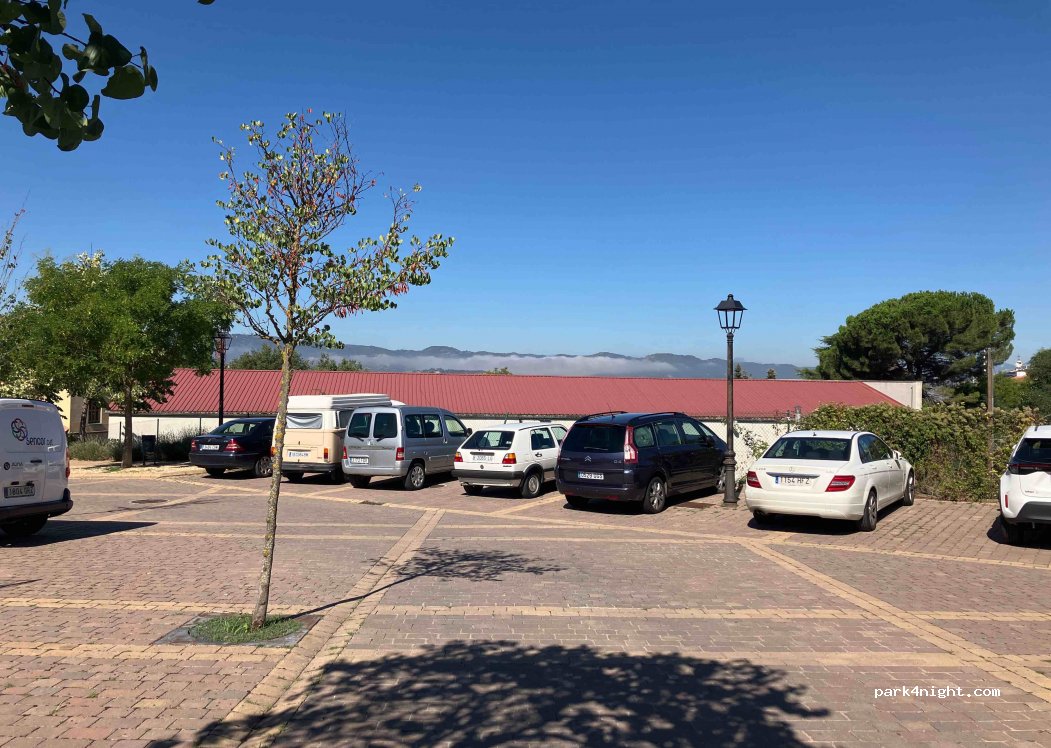 (08552) Taradell - 2P Plaça Sector Fabrica Iglesias — foto 2