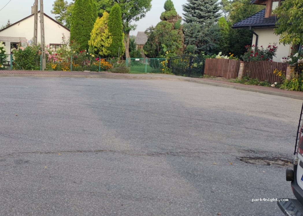 (26-415) Klwów - 18 Opoczyńska — foto
