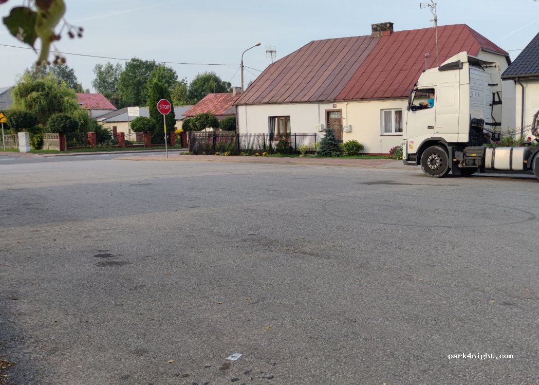 (26-415) Klwów - 18 Opoczyńska — foto 2