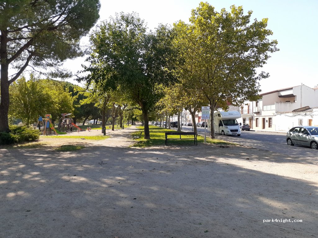 (06800) Mérida - 26 Avenida Vicente Sos Baynat — foto 2