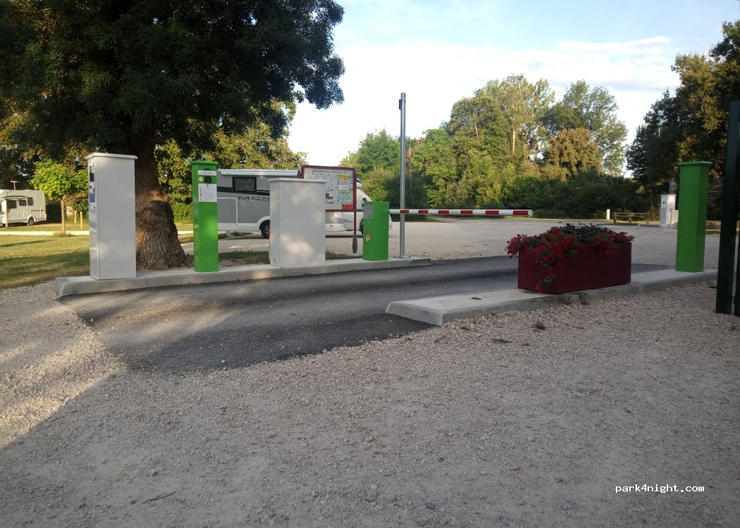 (41200) Villefranche-sur-Cher - Avenue du Val du Cher — foto