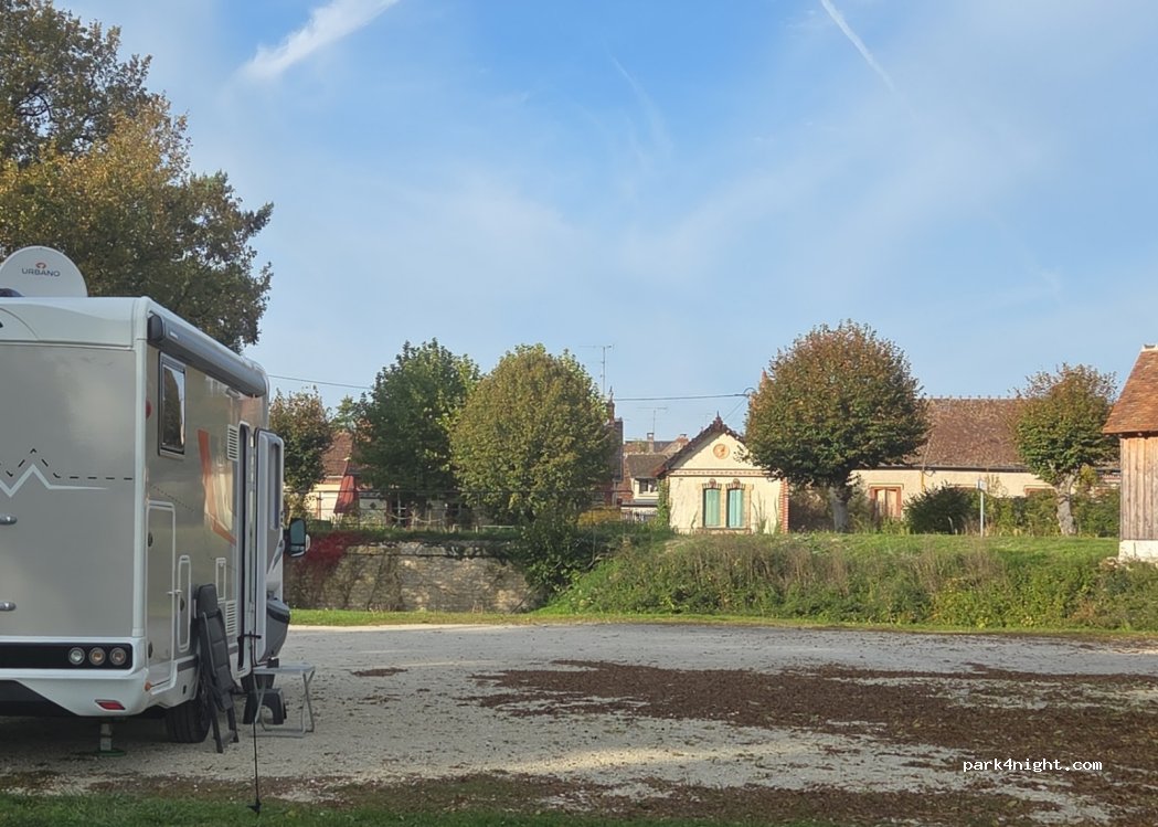 (41200) Villefranche-sur-Cher - Avenue du Val du Cher — foto 3