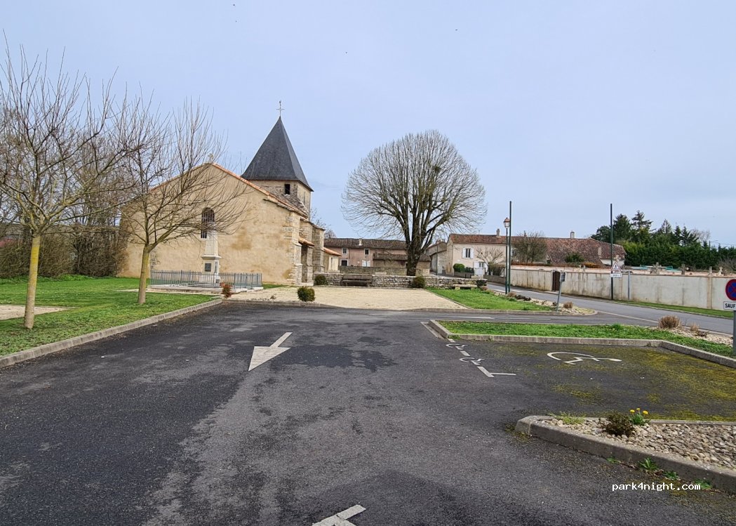 (86400) Linazay - 11 Rue de Chez Marie — foto 3