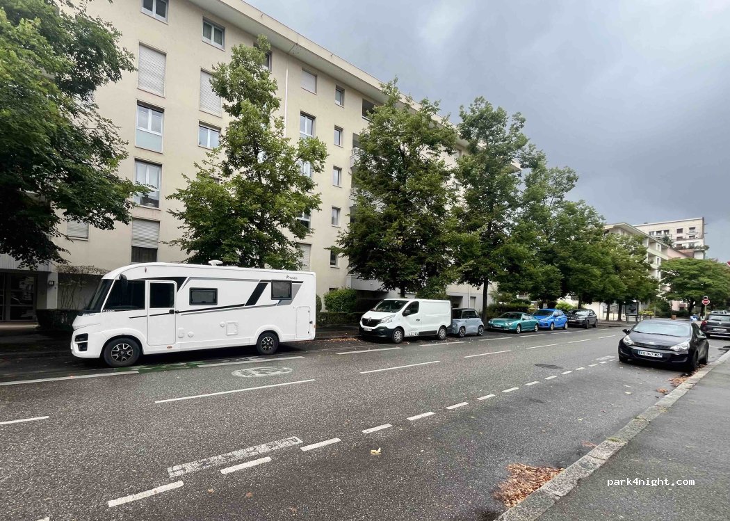 (74000) Annecy - 5-7 Avenue de France — foto 5