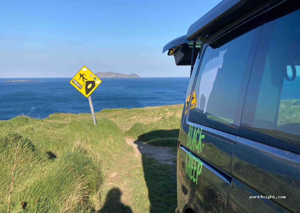 (V92 RR52) Dunquin - Unnamed Road — foto 2