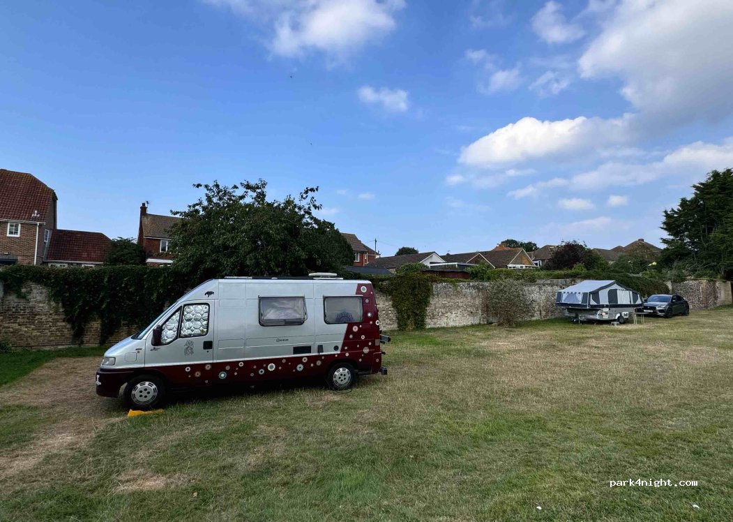 Nethercourt Touring Park — foto 4