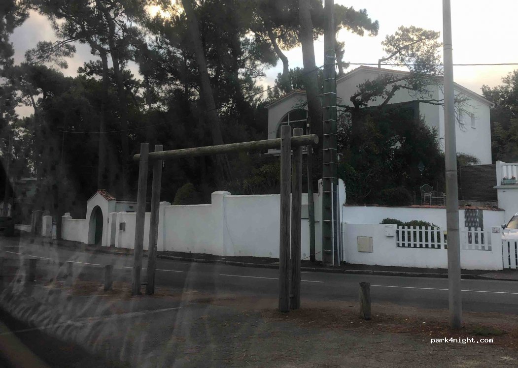 (17390) La Tremblade - 60 Avenue de la Cepe — foto