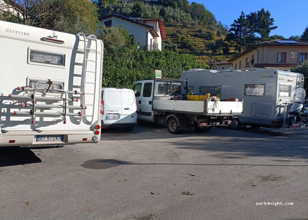 (55033) Castiglione di Garfagnana - 103 Via Soccorso — foto