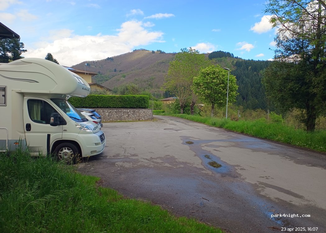 (55033) Castiglione di Garfagnana - 103 Via Soccorso — foto 2