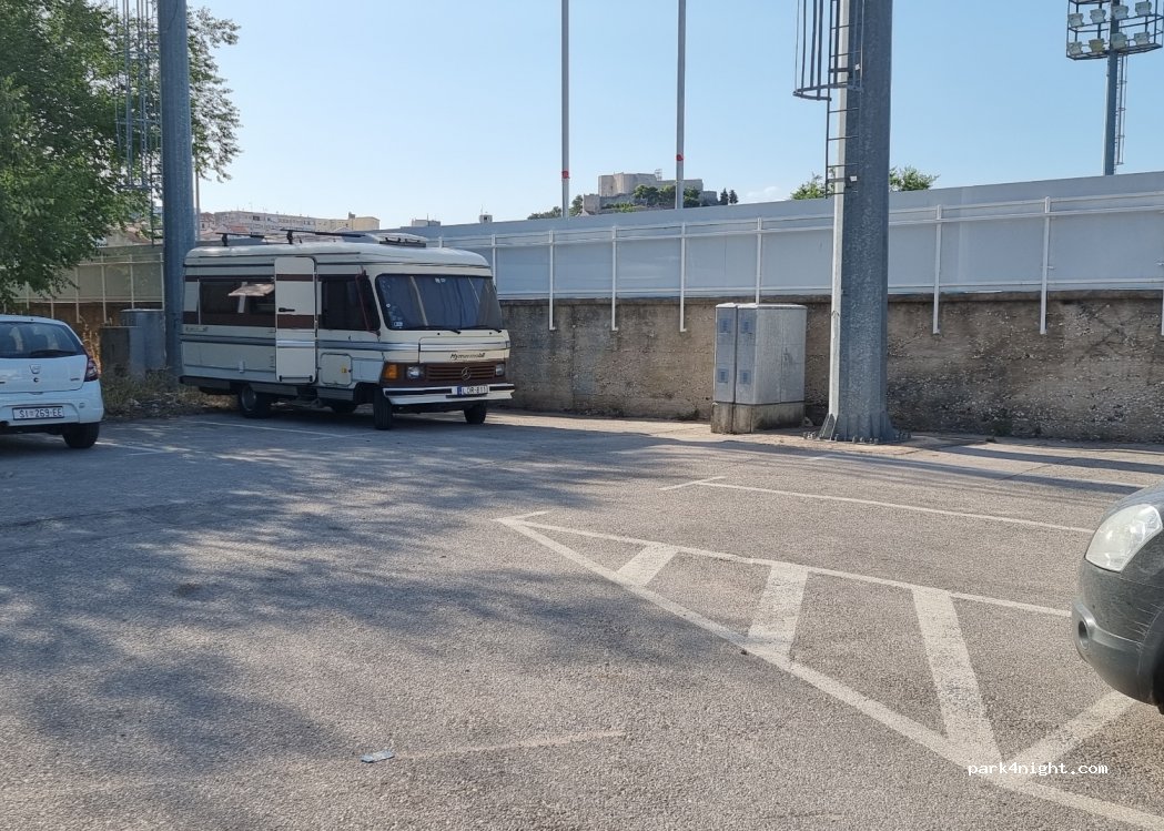 (22000) Šibenik - 39 prilaz tvornici — foto
