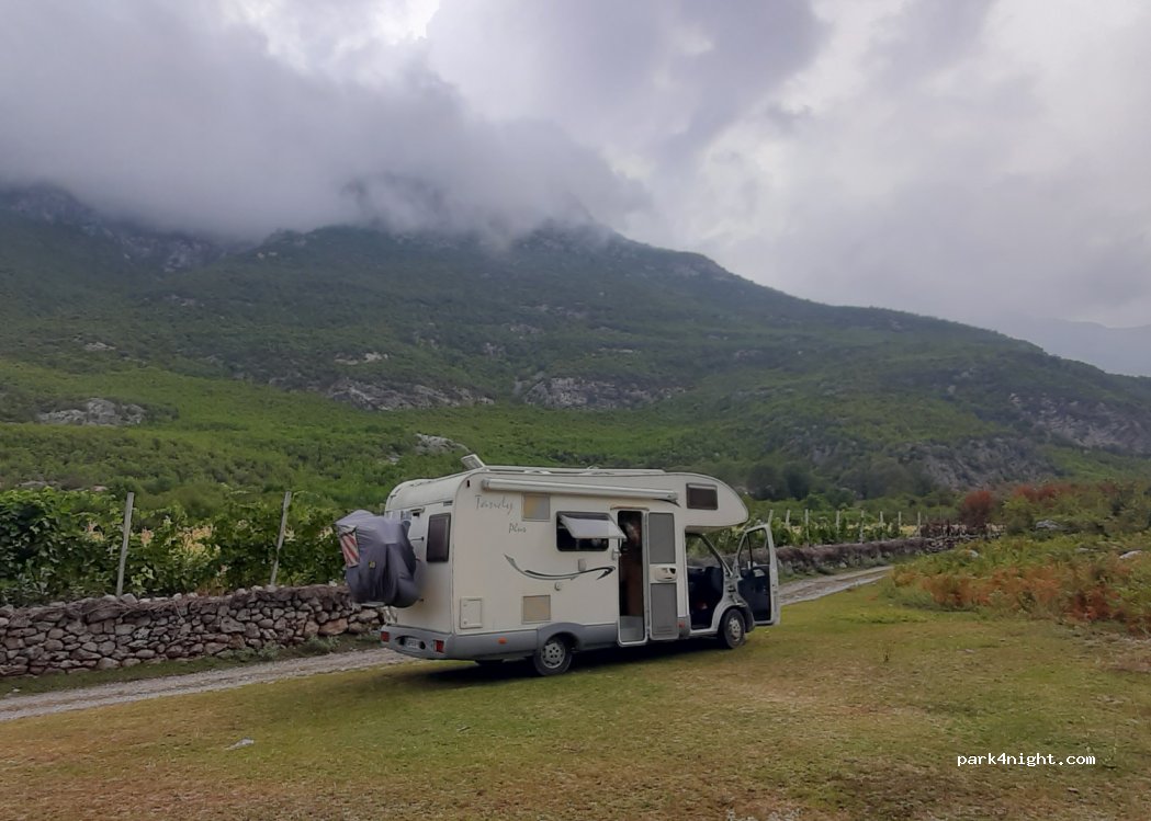 (4305) Makaj - Rruga per Thethe — foto