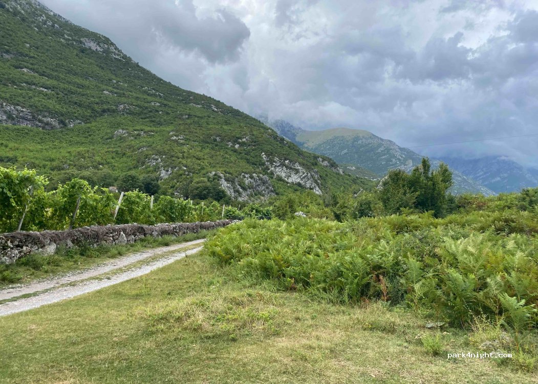 (4305) Makaj - Rruga per Thethe — foto 2