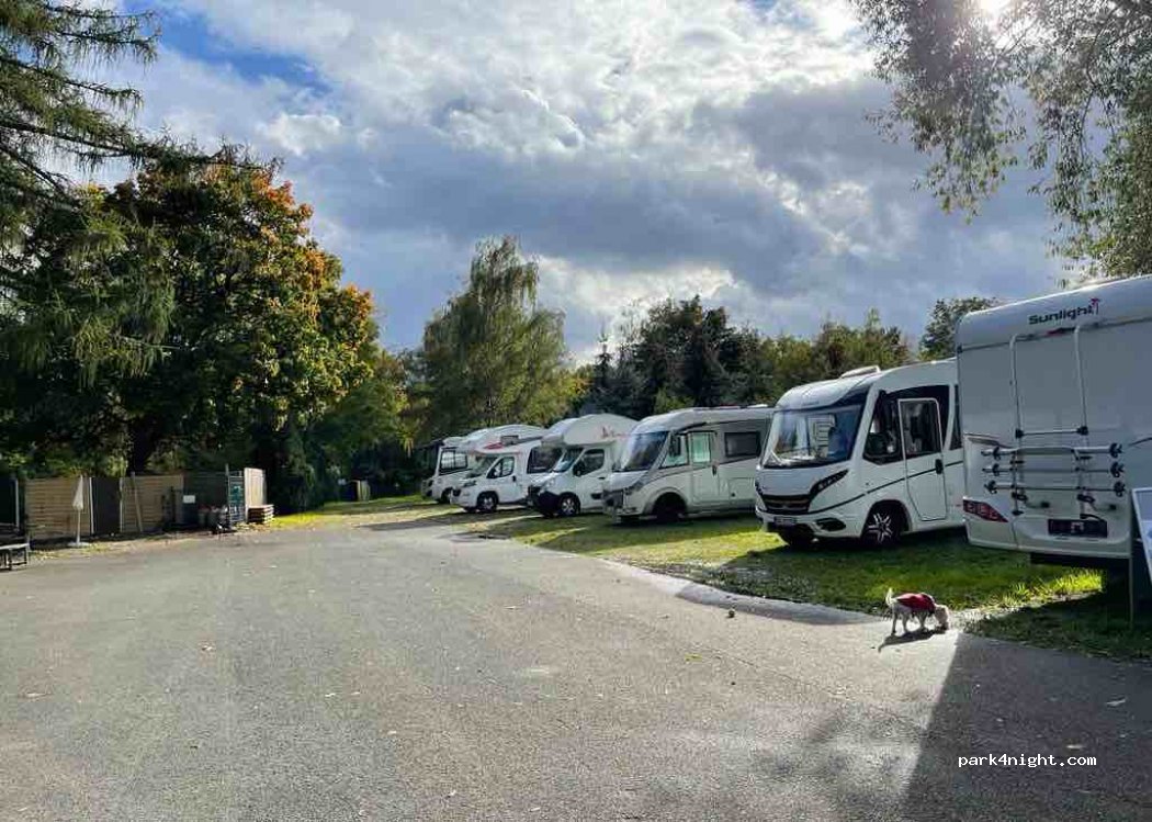 RZB Camping — foto