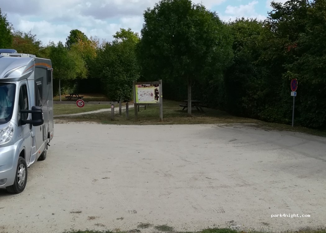 (72260) Les Mées - Unnamed Road — foto